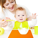 2025 Popular Custom Logo Silicone Placemat Non-Slip and Foldable for Kids and Dining Table Eco-Friendly for Restaurants Use
